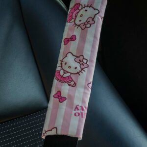 Hello Kitty mintás biztonsági öv párna